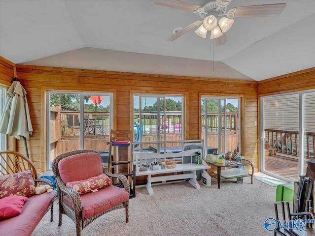 18692 Sulphur Creek Drive, Elkmont, AL 35620