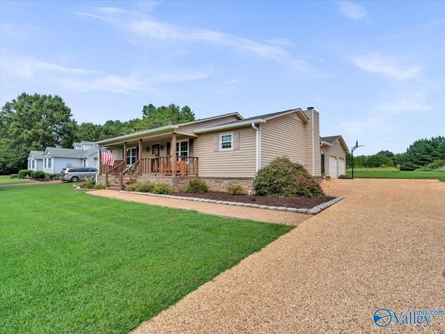 18692 Sulphur Creek Drive, Elkmont, AL 35620