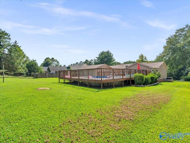 18692 Sulphur Creek Drive, Elkmont, AL 35620