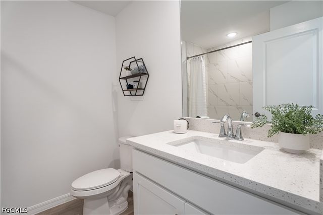 1313 SE 3rd ST, Cape Coral, FL 33990