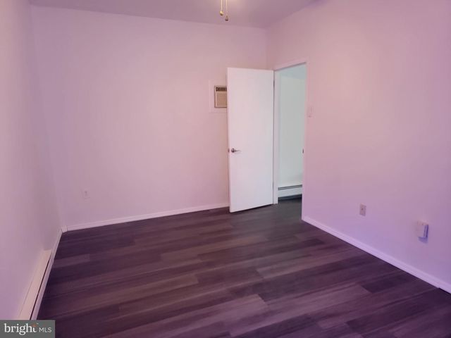 1639 PERKINS LANE, Beverly, NJ 08010