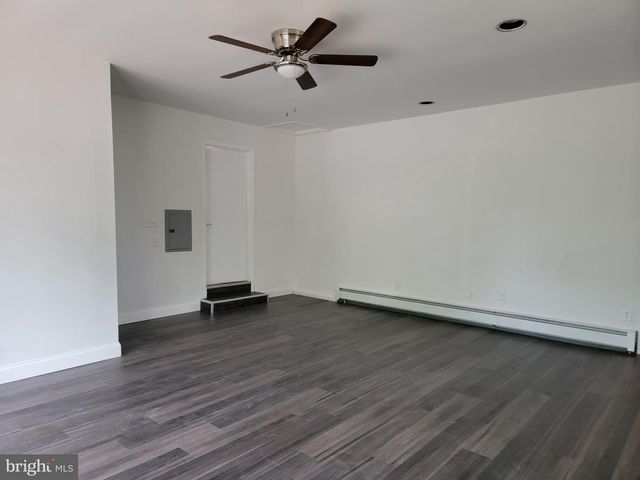 1639 PERKINS LANE, Beverly, NJ 08010