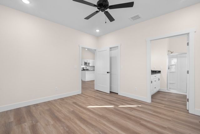 14765 E Whitetail Lane E, Stockton, MO 65785