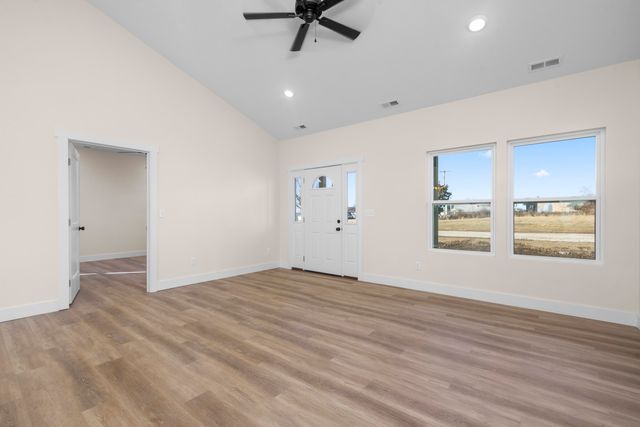 14765 E Whitetail Lane E, Stockton, MO 65785