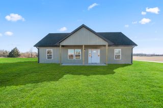14765 E Whitetail Lane E, Stockton, MO 65785