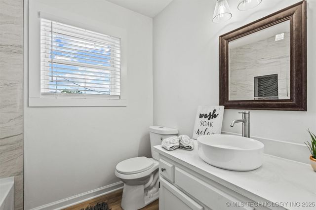 110 E Main, Achille, OK 74720