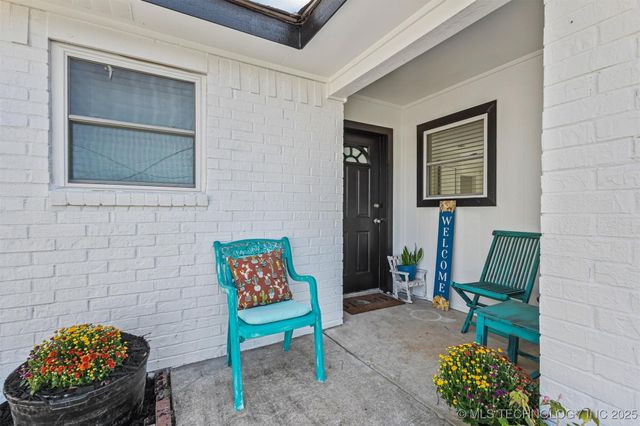 110 E Main, Achille, OK 74720