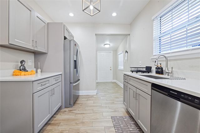 3808 N TAMPA STREET, Tampa, FL 33603