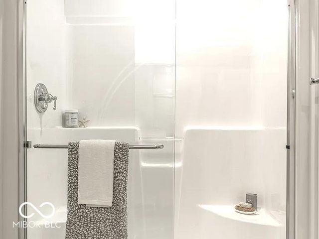 6685 Hawthorne Drive, Mccordsville, IN 46055