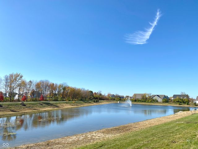 6685 Hawthorne Drive, Mccordsville, IN 46055