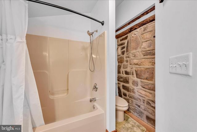 16 SHORT LN, Jonestown, PA 17038