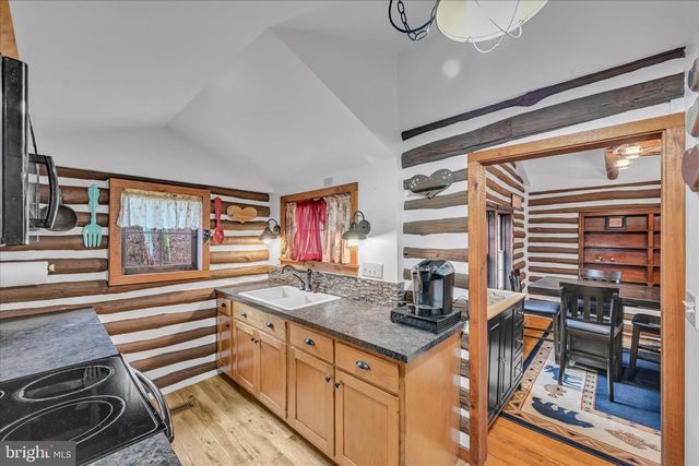 16 SHORT LN, Jonestown, PA 17038