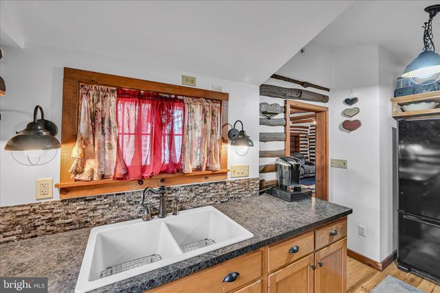 16 SHORT LN, Jonestown, PA 17038