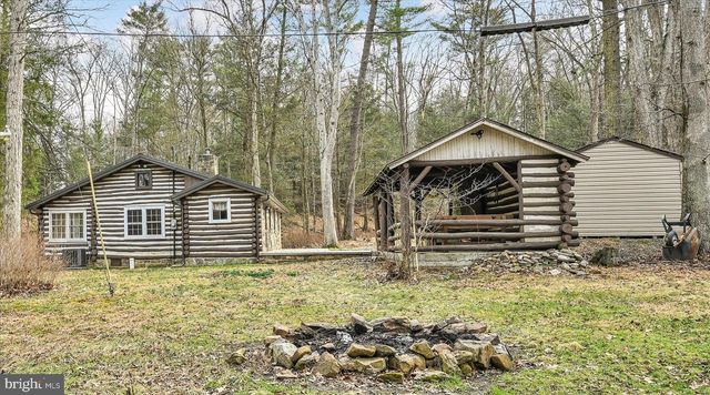 16 SHORT LN, Jonestown, PA 17038