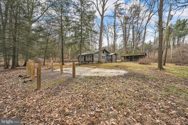 16 SHORT LN, Jonestown, PA 17038