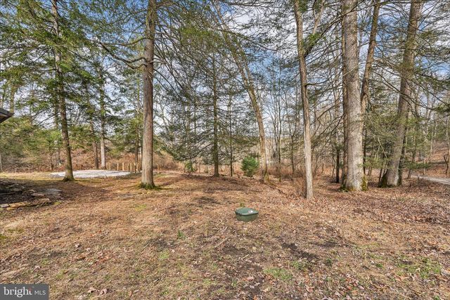 16 SHORT LN, Jonestown, PA 17038