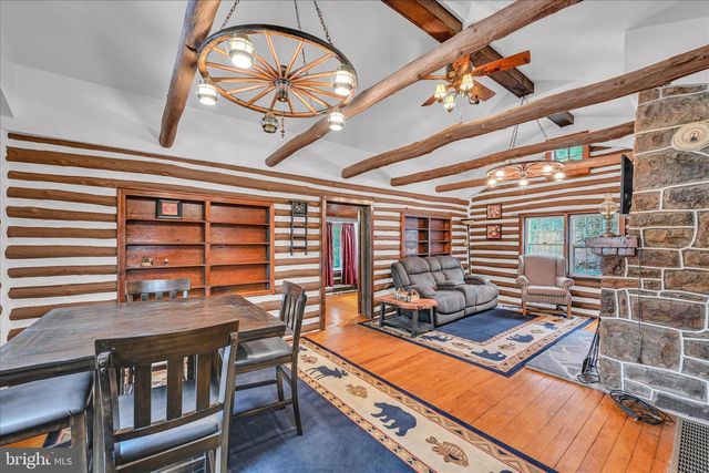 16 SHORT LN, Jonestown, PA 17038