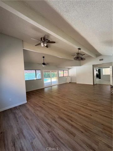 7813 Nairn Court, Bakersfield, CA 93309