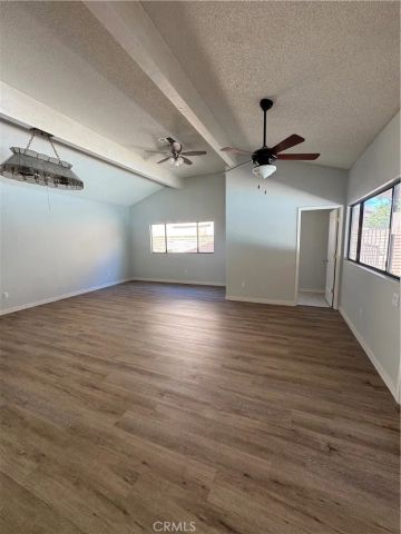 7813 Nairn Court, Bakersfield, CA 93309