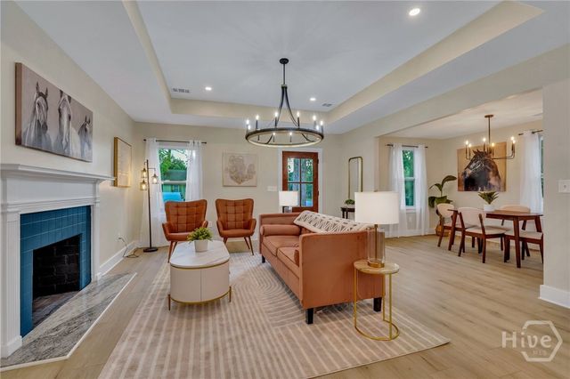 402 E 57th Street, Savannah, GA 31405