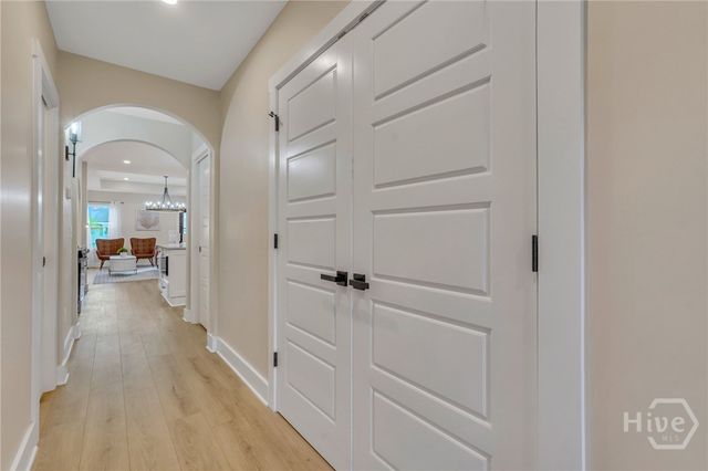 402 E 57th Street, Savannah, GA 31405