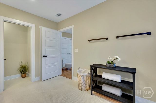 402 E 57th Street, Savannah, GA 31405