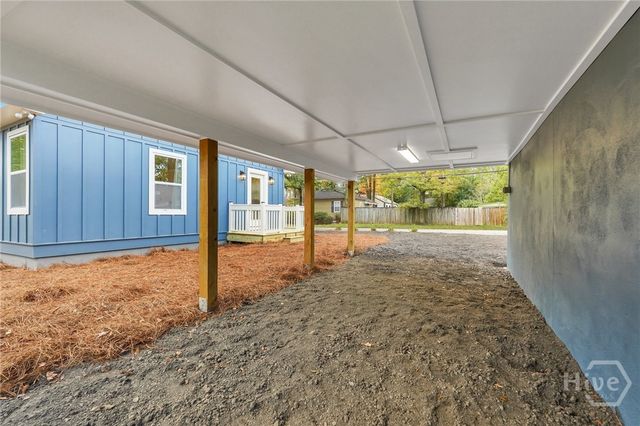 402 E 57th Street, Savannah, GA 31405