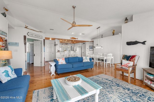 1528 Island Road, Harkers Island, NC 28531