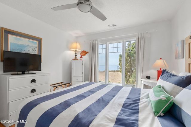 1528 Island Road, Harkers Island, NC 28531