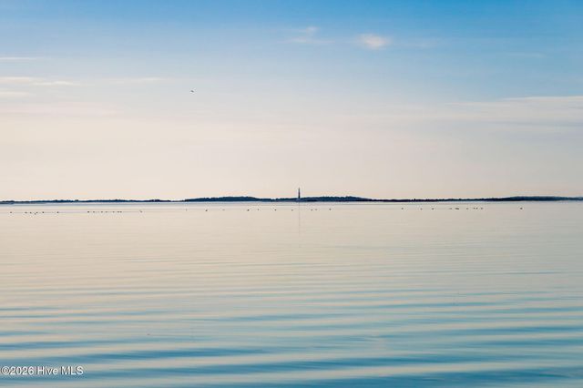 1528 Island Road, Harkers Island, NC 28531