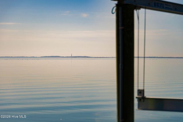 1528 Island Road, Harkers Island, NC 28531