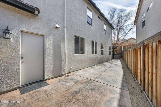 490 Luciana Drive, Reno, NV 89521