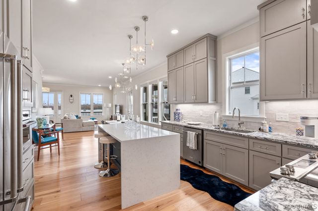 328 Lake Cameron Drive, Pike Road, AL 36064