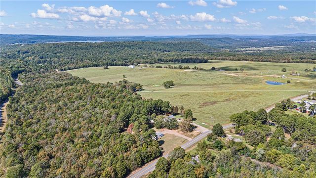 108 Quail Hollow Road, Dover, AR 72837