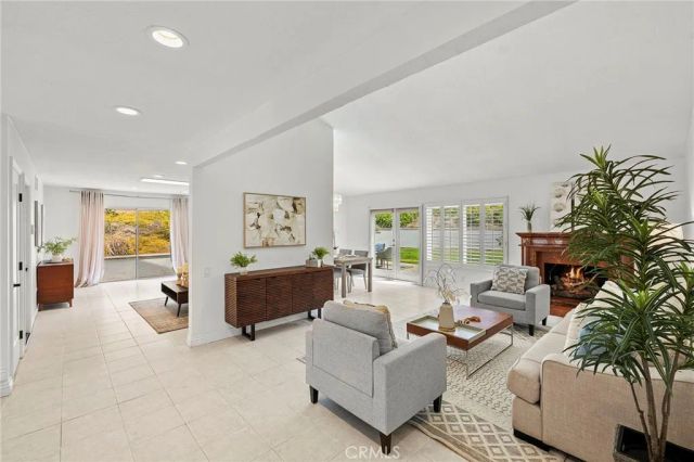 23866 Via Calzada, Mission Viejo, CA 92691