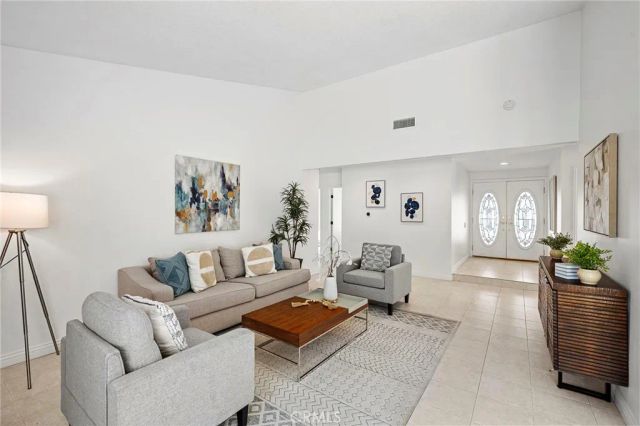 23866 Via Calzada, Mission Viejo, CA 92691
