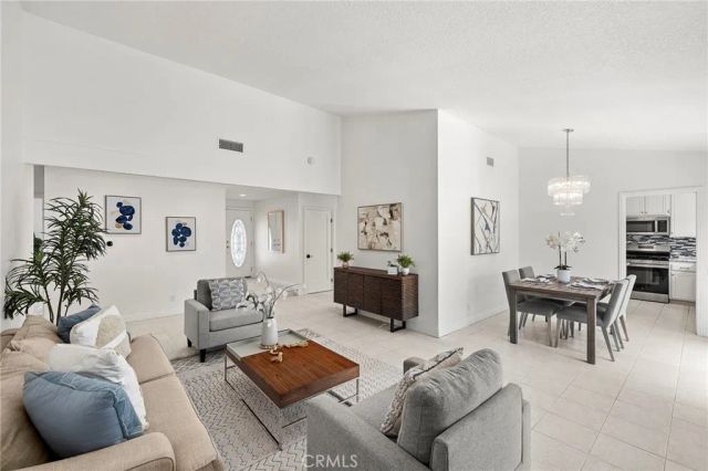 23866 Via Calzada, Mission Viejo, CA 92691
