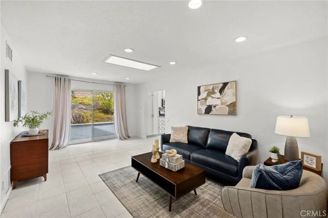 23866 Via Calzada, Mission Viejo, CA 92691