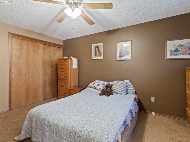 5904 Ne 40TH St, Vancouver, WA 98661