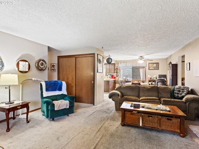 5904 Ne 40TH St, Vancouver, WA 98661