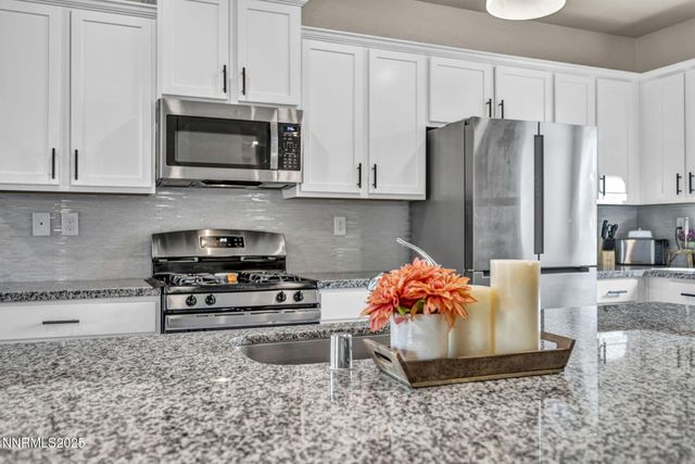 1071 Iron King Drive, Sparks, NV 89441