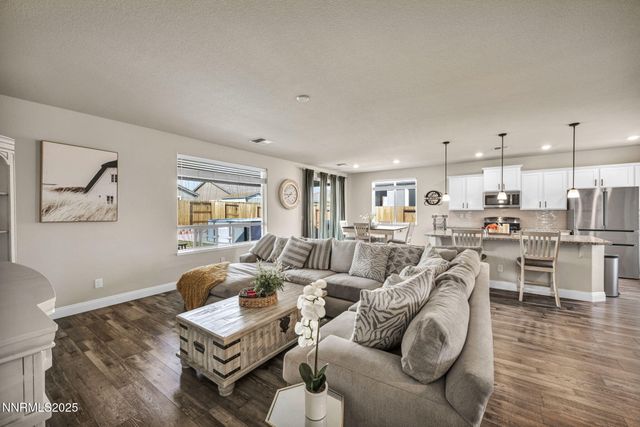 1071 Iron King Drive, Sparks, NV 89441