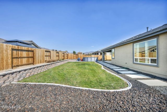 1071 Iron King Drive, Sparks, NV 89441