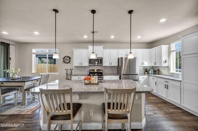 1071 Iron King Drive, Sparks, NV 89441