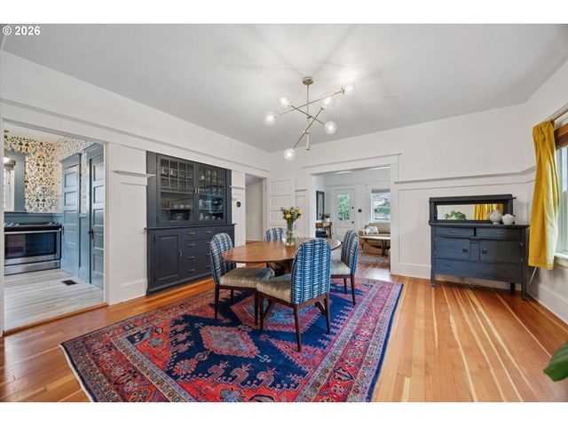 4227 Se GLADSTONE St, Portland, OR 97206