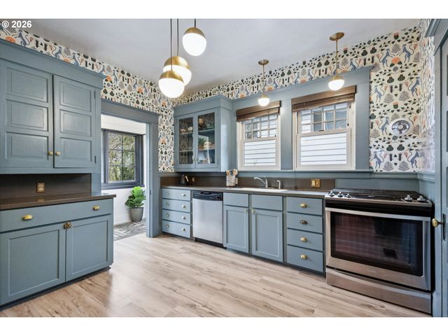 4227 Se GLADSTONE St, Portland, OR 97206