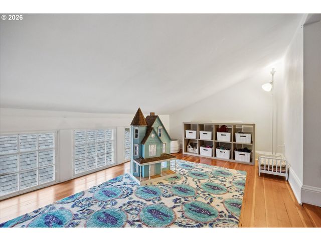 4227 Se GLADSTONE St, Portland, OR 97206