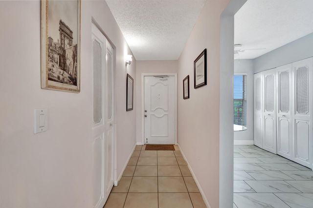 14623 Bonaire Boulevard 502, Delray Beach, FL 33446