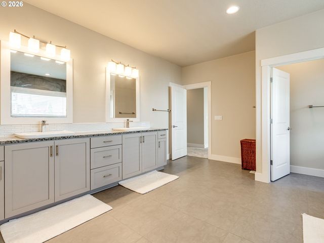 15335 Sw MISSISSIPPI Ct, Portland, OR 97224