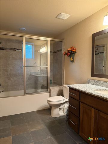 28 Boerne Stage Airfield, Boerne, TX 78006